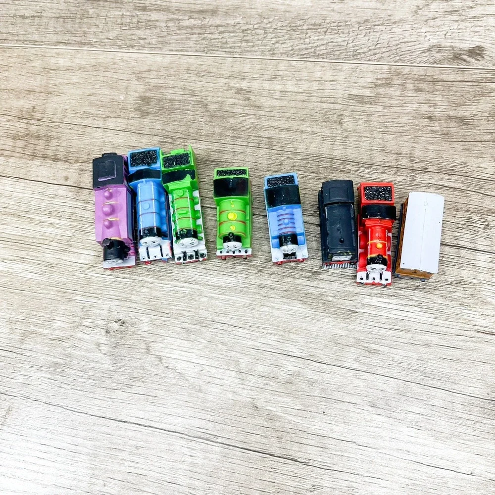Thomas & Friends Mini Train Engine Lot of 8 Thomas James Percy Gordon Mavis